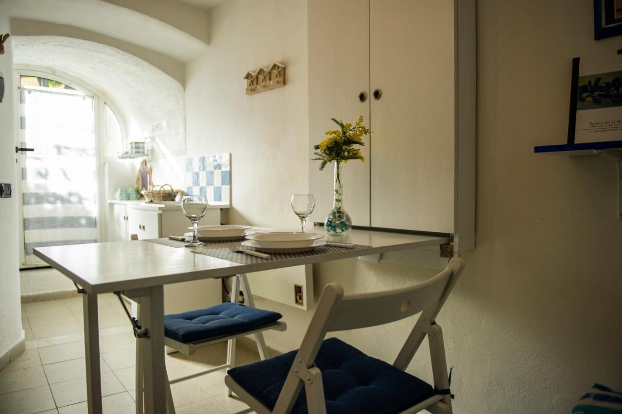 Apartamento Borgo Antico - Il Nido Di Briciola Lerici Exterior foto